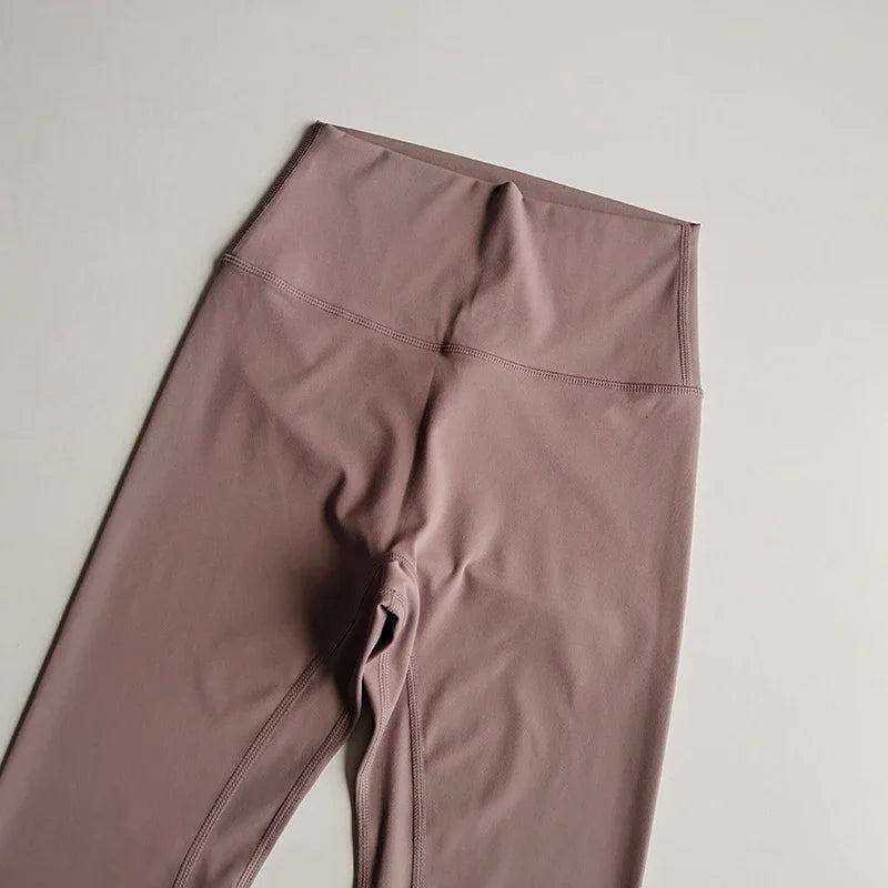 Seamless High Waist Nylon Yoga Leggings For Hip Lifting Running
