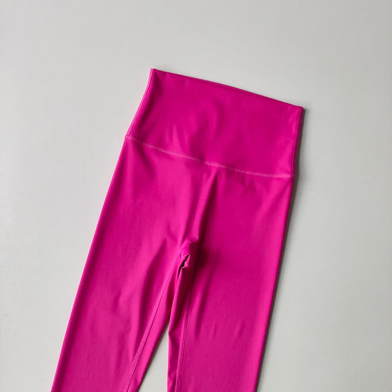 Seamless High Waist Nylon Yoga Leggings For Hip Lifting Running