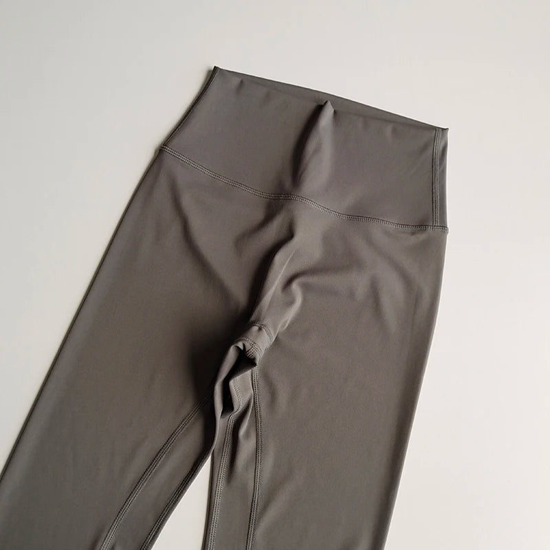 Seamless High Waist Nylon Yoga Leggings For Hip Lifting Running